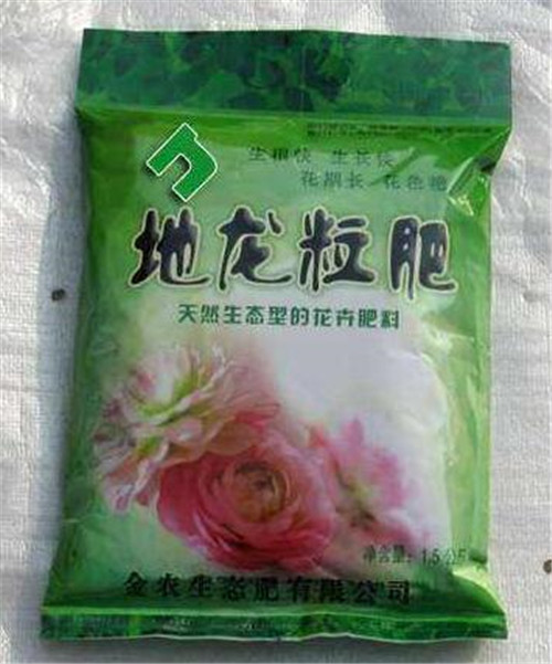 花卉施肥技巧：有机无机肥料选择与时间把控(图2)